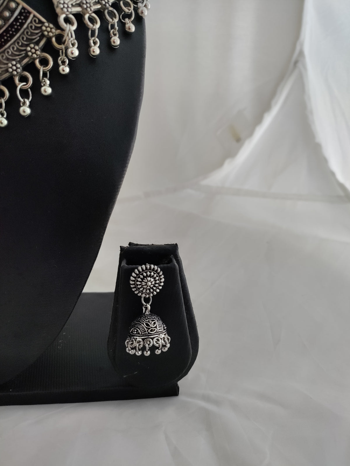 Oxidised silver necklace and earrings (SKU0049)