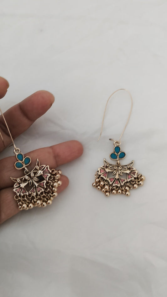 Lightweight ethnic earrings