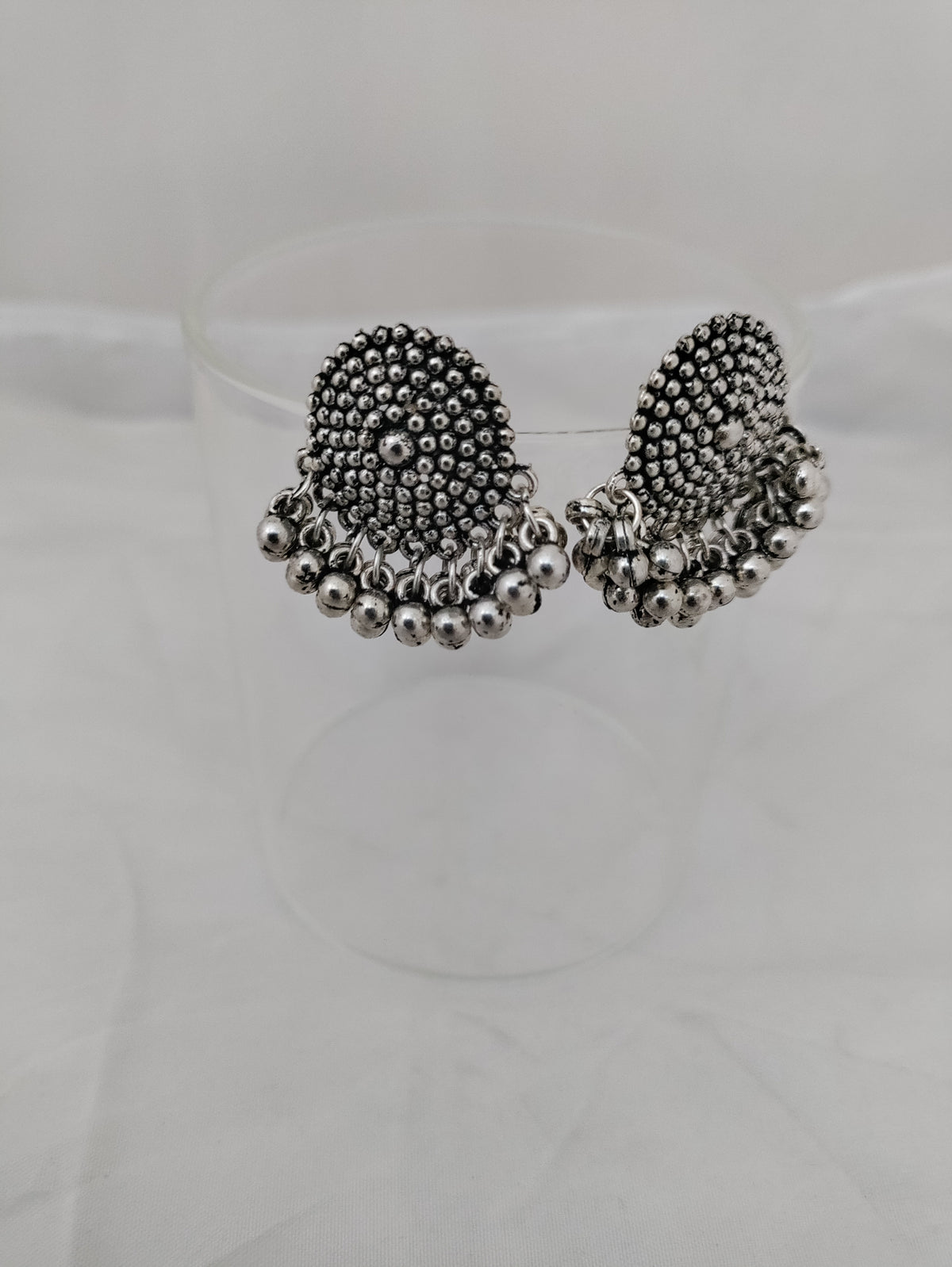 Oxidised silver studs