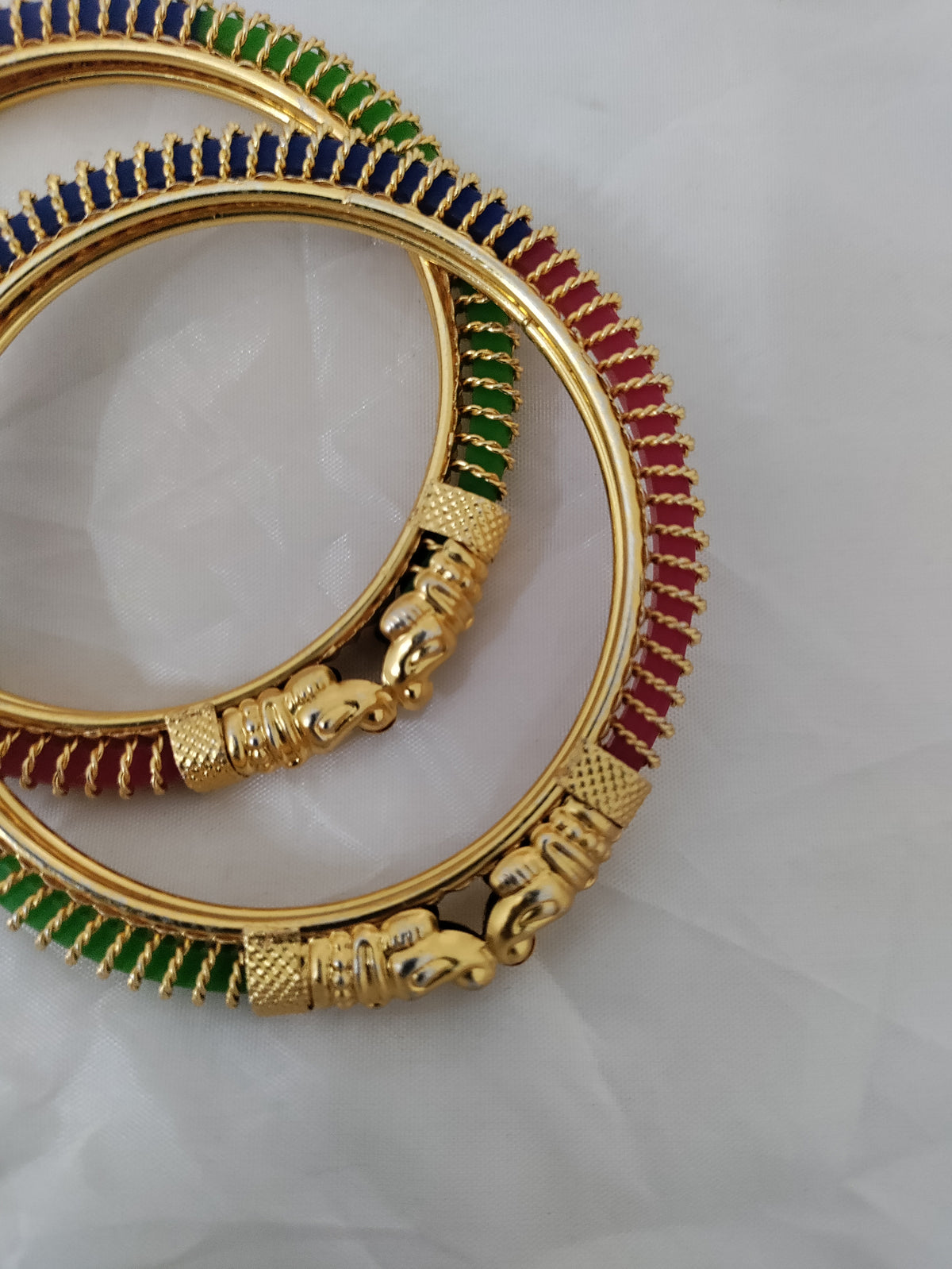 Multi color bangles
