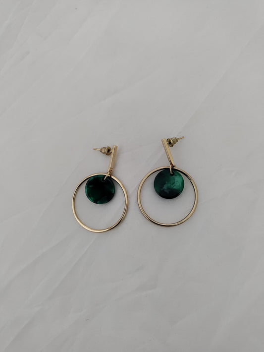 Trendy gold plated acrylic earrings